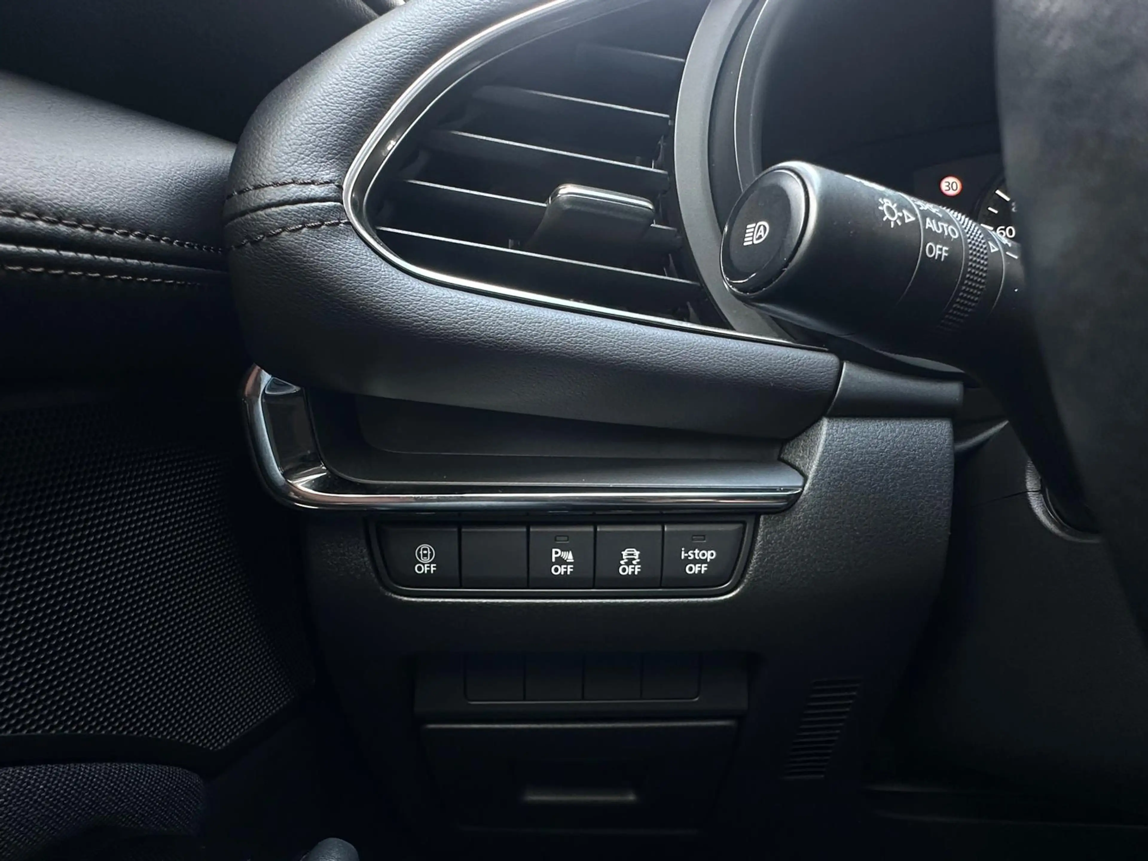 Mazda 3 2.0 e-SkyActiv-G M Hybrid, Automaat, Head-Up, Keyl — photo 20