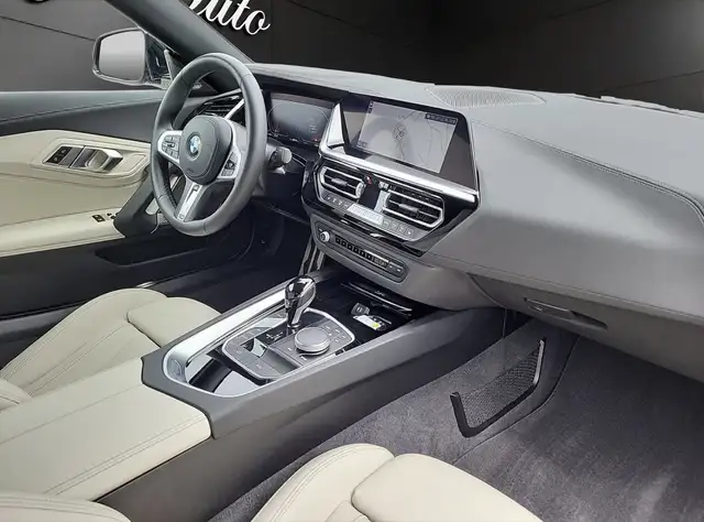 BMW Z4 view 6