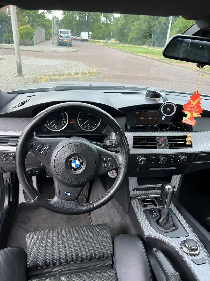 BMW 523 523i Aut. - 1