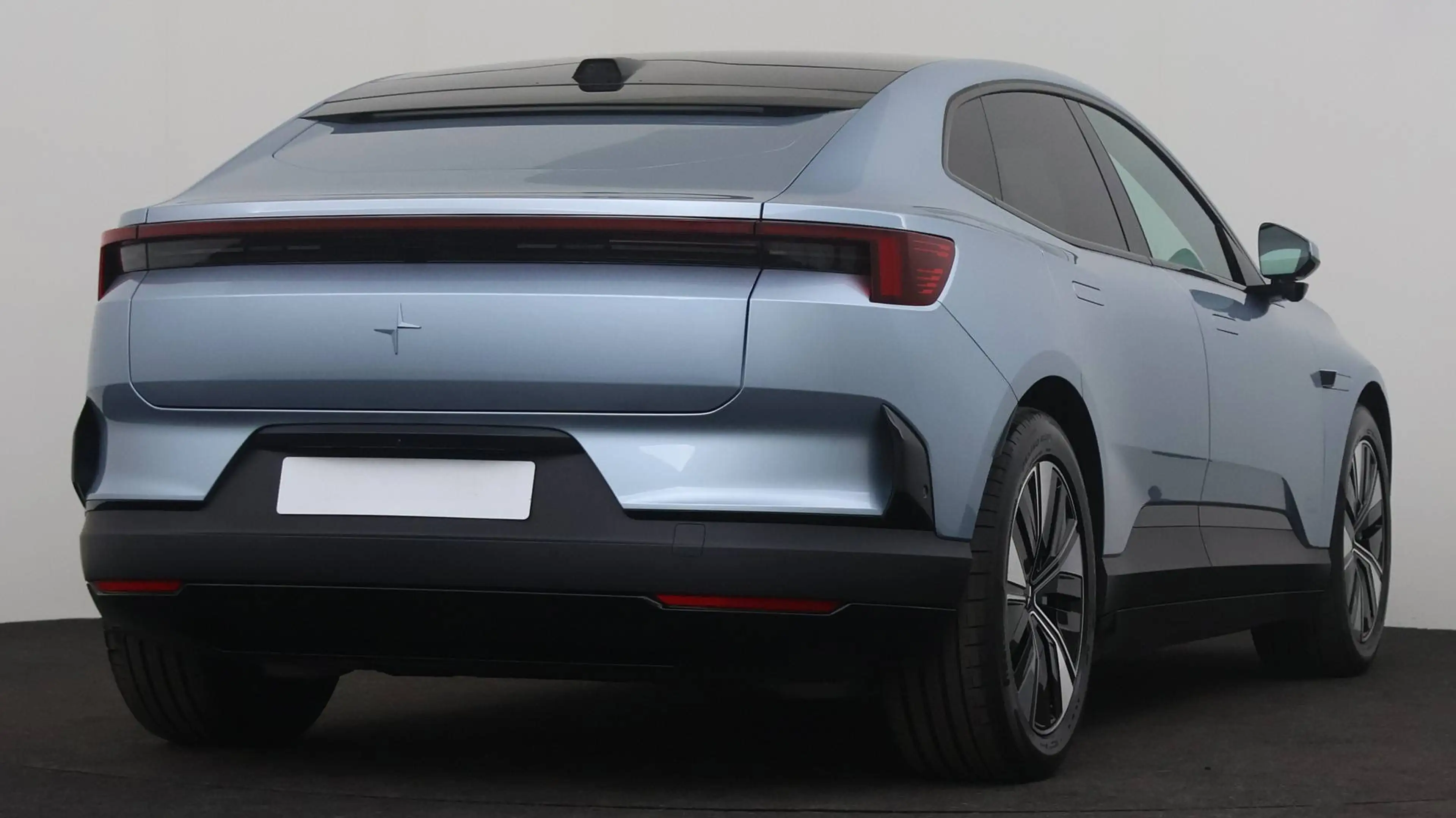Polestar 4 100 kWh Long Range Single Motor MY26 Prime — photo 5