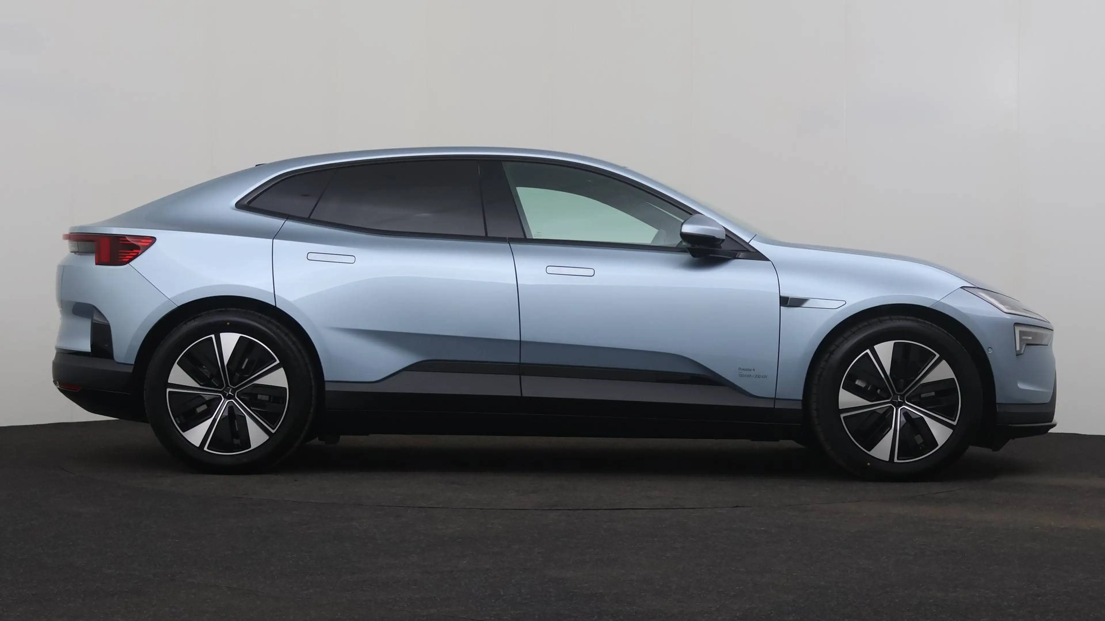 Polestar 4 100 kWh Long Range Single Motor MY26 Prime — photo 6