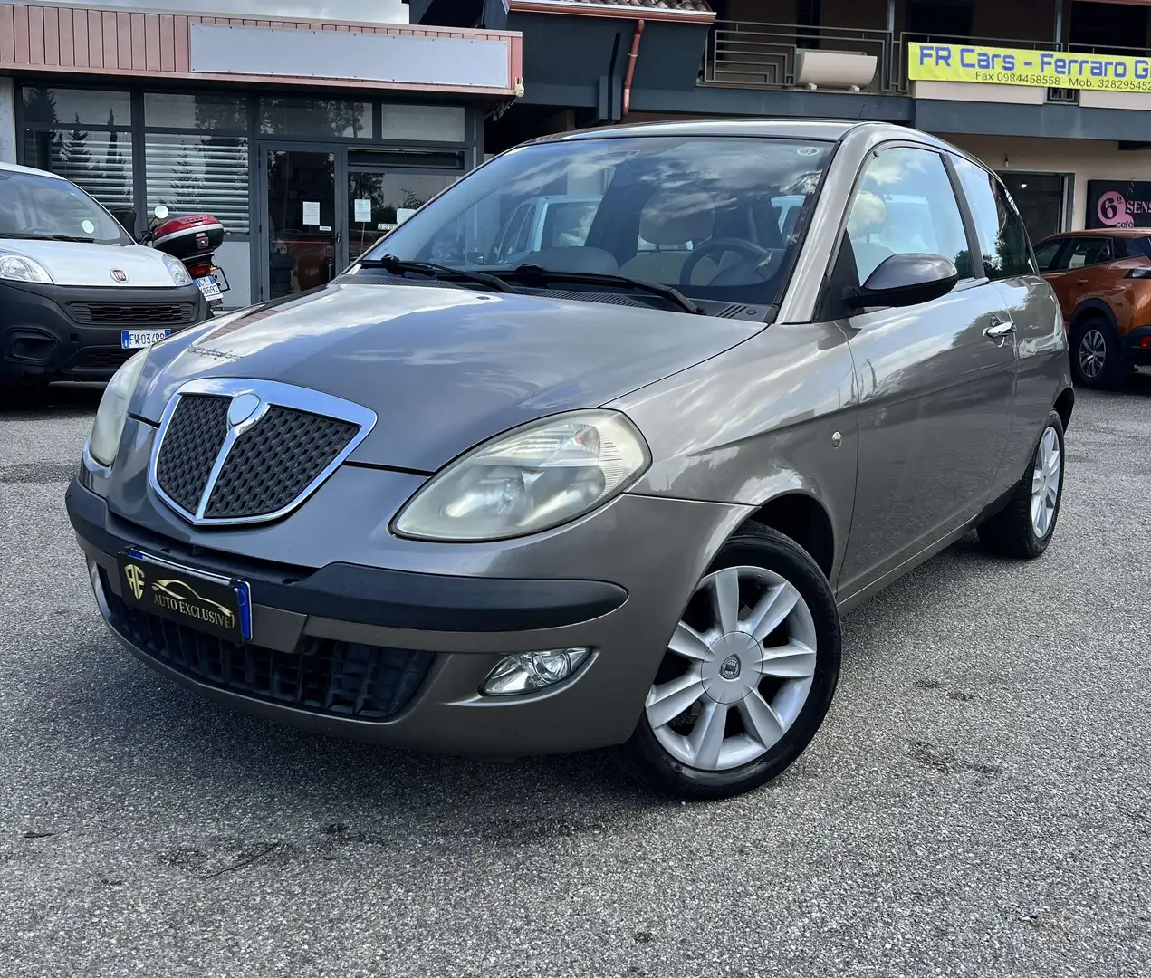 Lancia Ypsilon 1.2 8v Oro Goud - 1