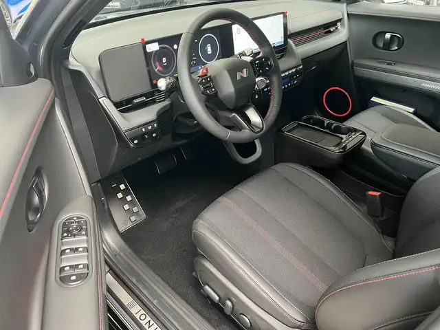 Hyundai IONIQ 5 view 12