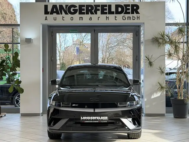 Hyundai IONIQ 5 view 9