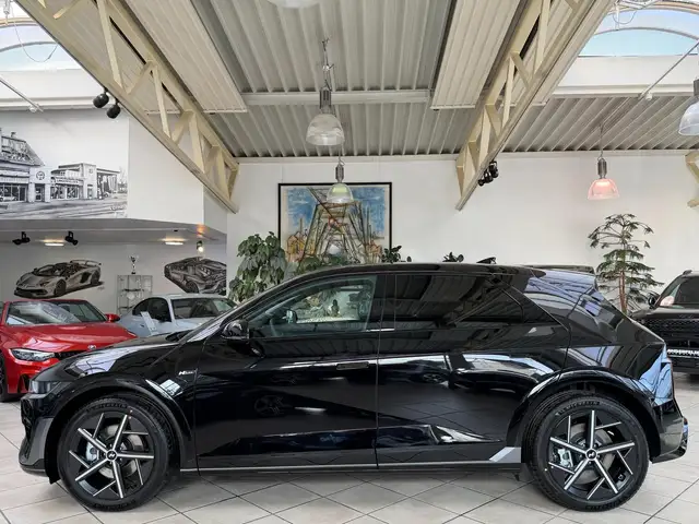 Hyundai IONIQ 5 view 7