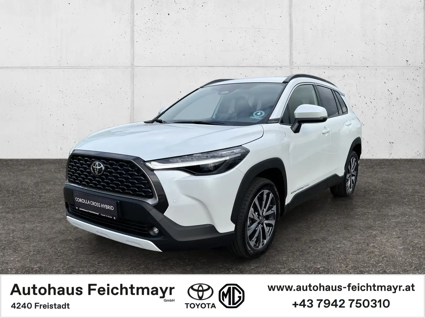 Toyota Corolla Cross Cross 2,0 HYBRID AWD Active Drive 5t. Weiß - 1