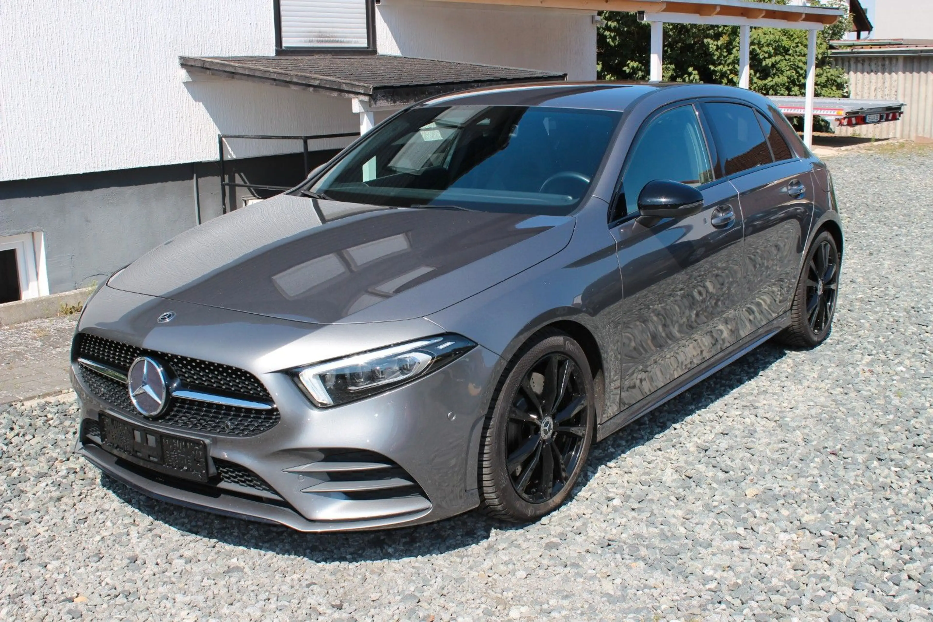 Mercedes-Benz A 250 AMG-Line, Automatic, LED, Navi, 2.Hand — photo 2