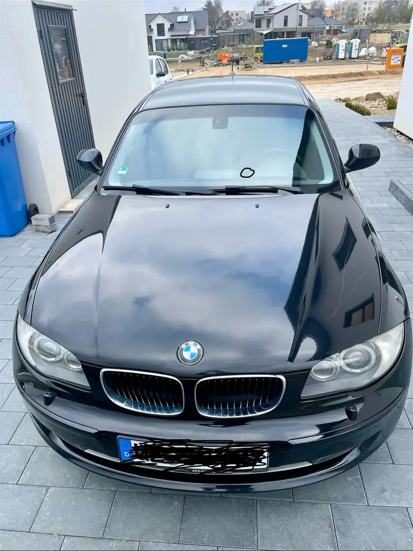 BMW 120 120d Noir - 1