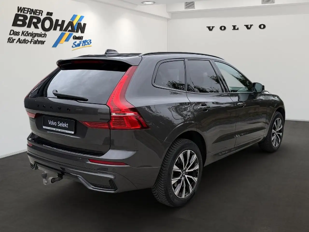 Volvo XC60 Plus Dark 2WD, миниатюра 3