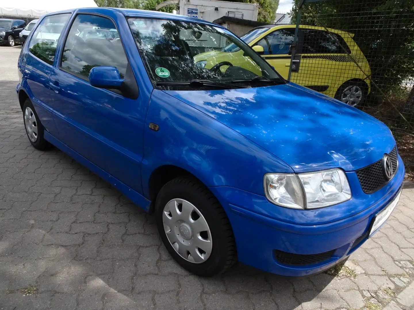 Volkswagen Polo 1.0 Editon Blau - 1