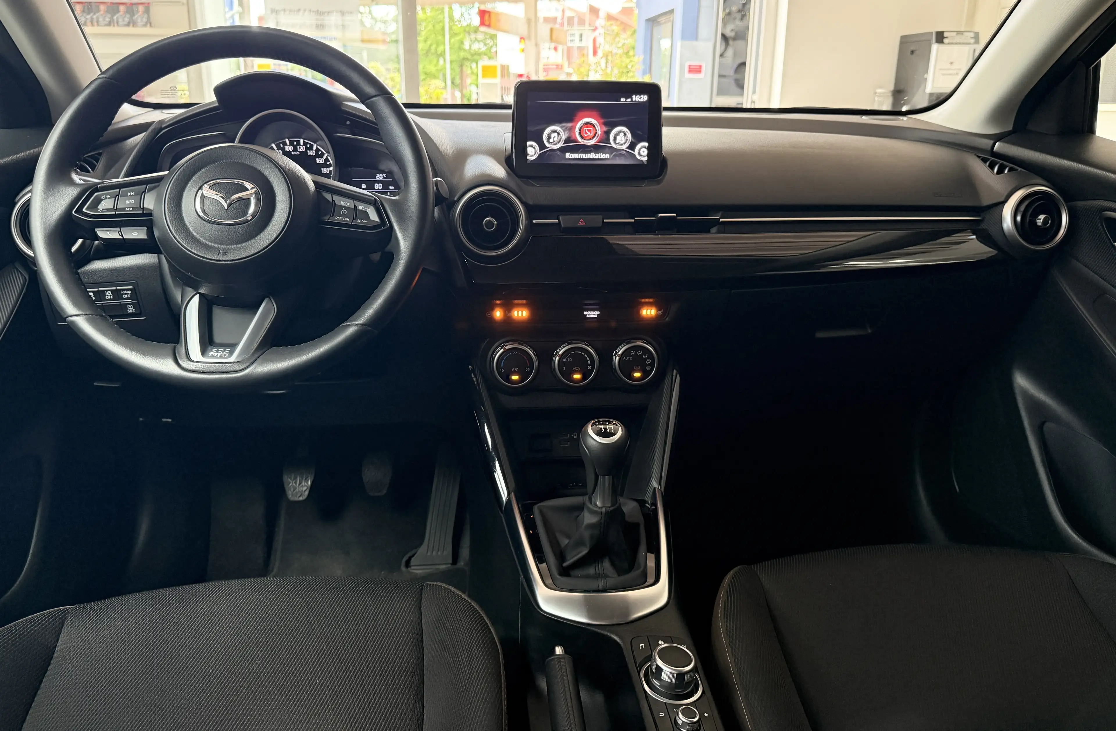 Mazda 2 Kizoku MwSt ausweisbar 1-Hand Kamera SHZ Lenkradhe — photo 10