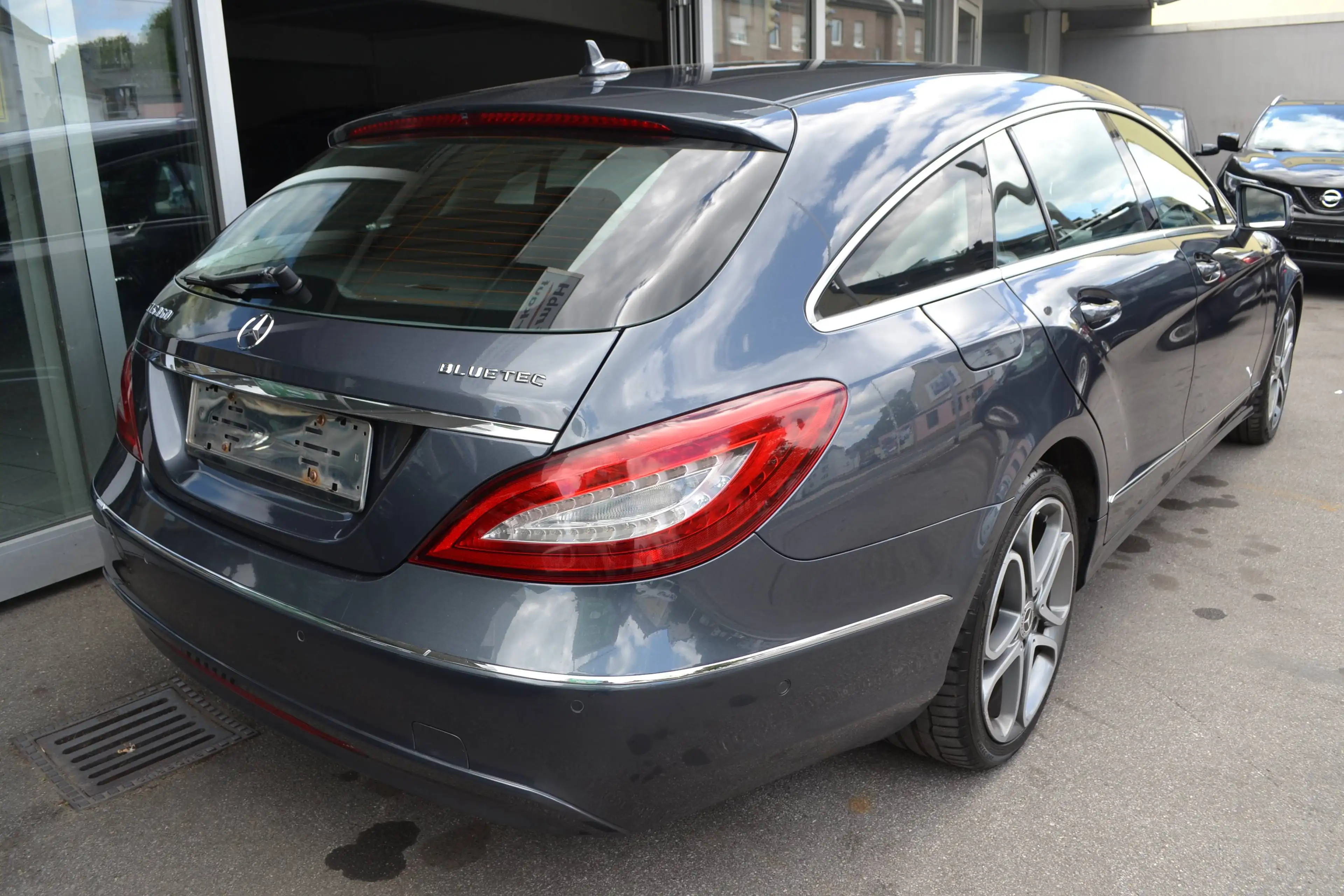 Mercedes-Benz CLS 350 CLS 350 BlueTec / d — photo 3