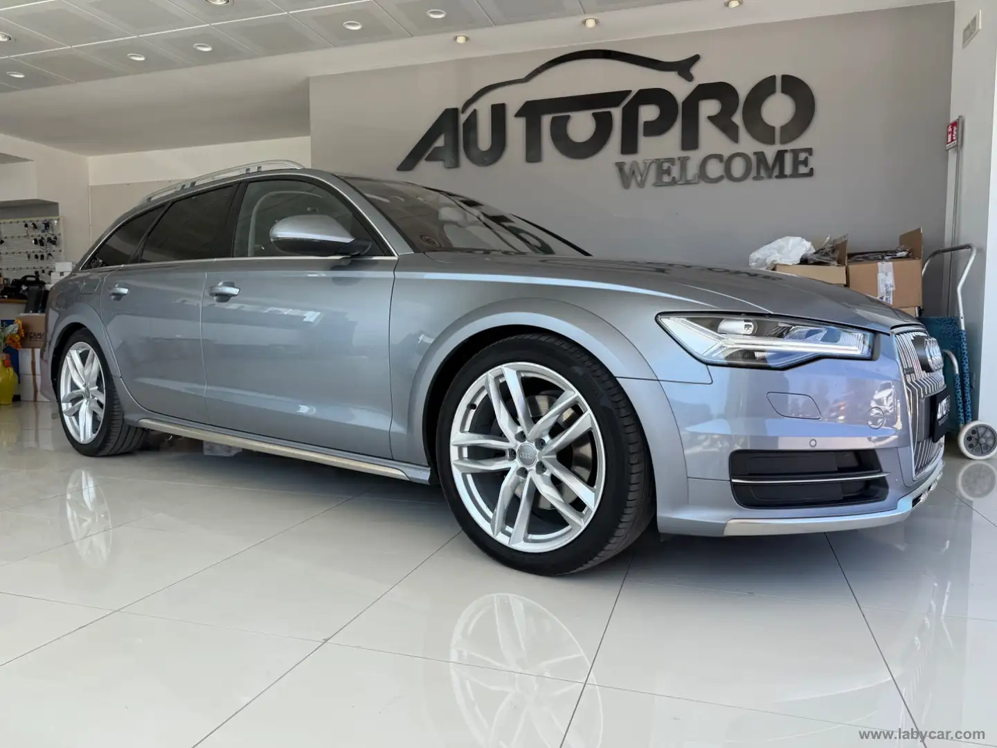 Audi A6 allroad 3.0 TDI 272CV S tr. Bus. Plus Gris - 2