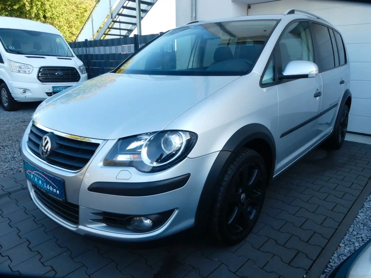 Volkswagen Touran CrossTouran 1. Hand |Navi | PDC |7 Sitzer Silber - 2