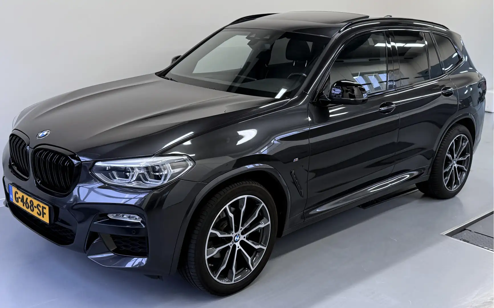 BMW X3 sDrive20i M sport Pakket-Panoramadak-20 inch-Facel Noir - 2