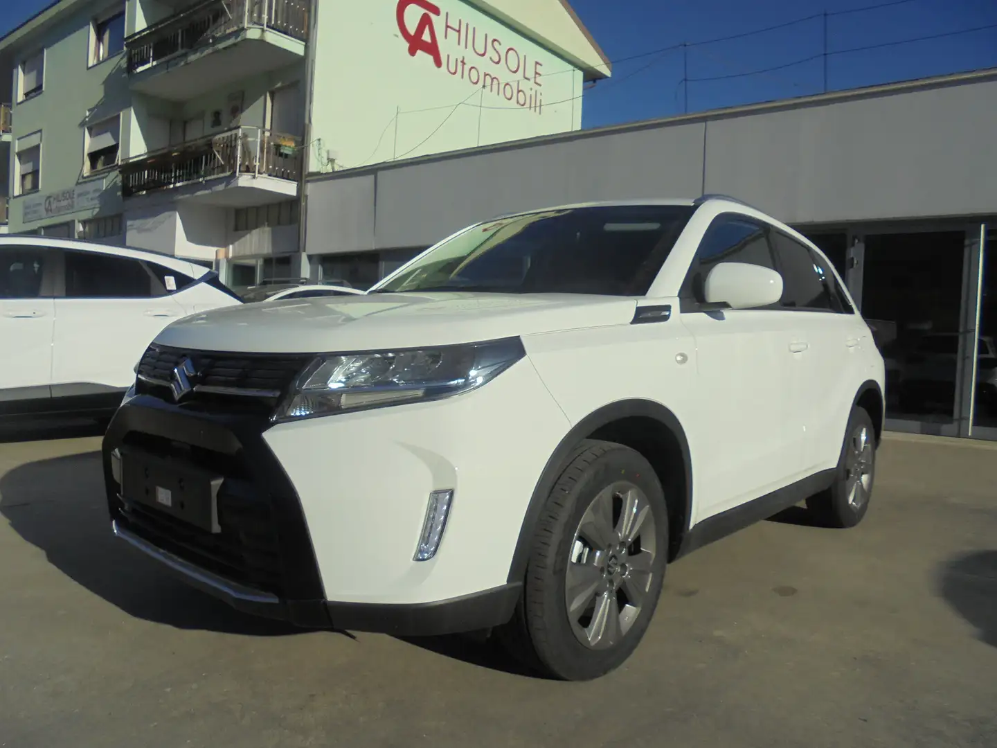 Suzuki Vitara 1.4h Cool+ 4wd allgrip NUOVO MODELLO Bianco - 2