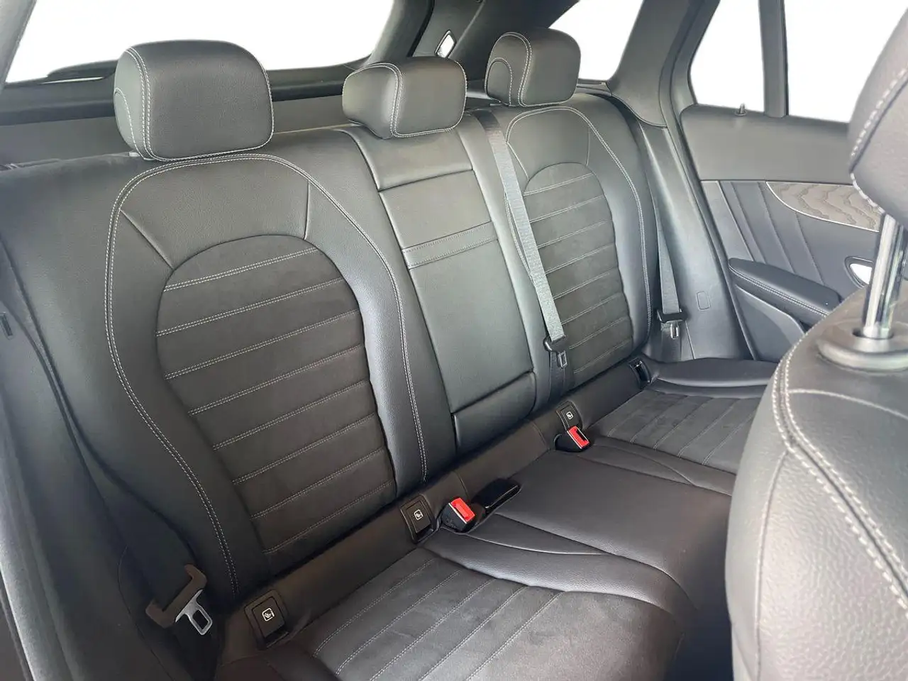 Mercedes-Benz GLC 220 GLC 220 d 4MATIC premius plus 11
