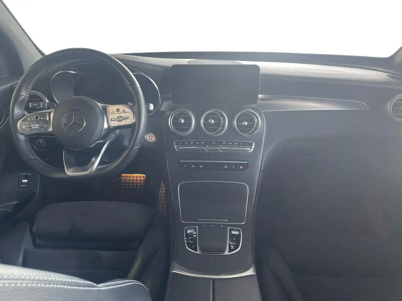 Mercedes-Benz GLC 220 GLC 220 d 4MATIC premius plus 9
