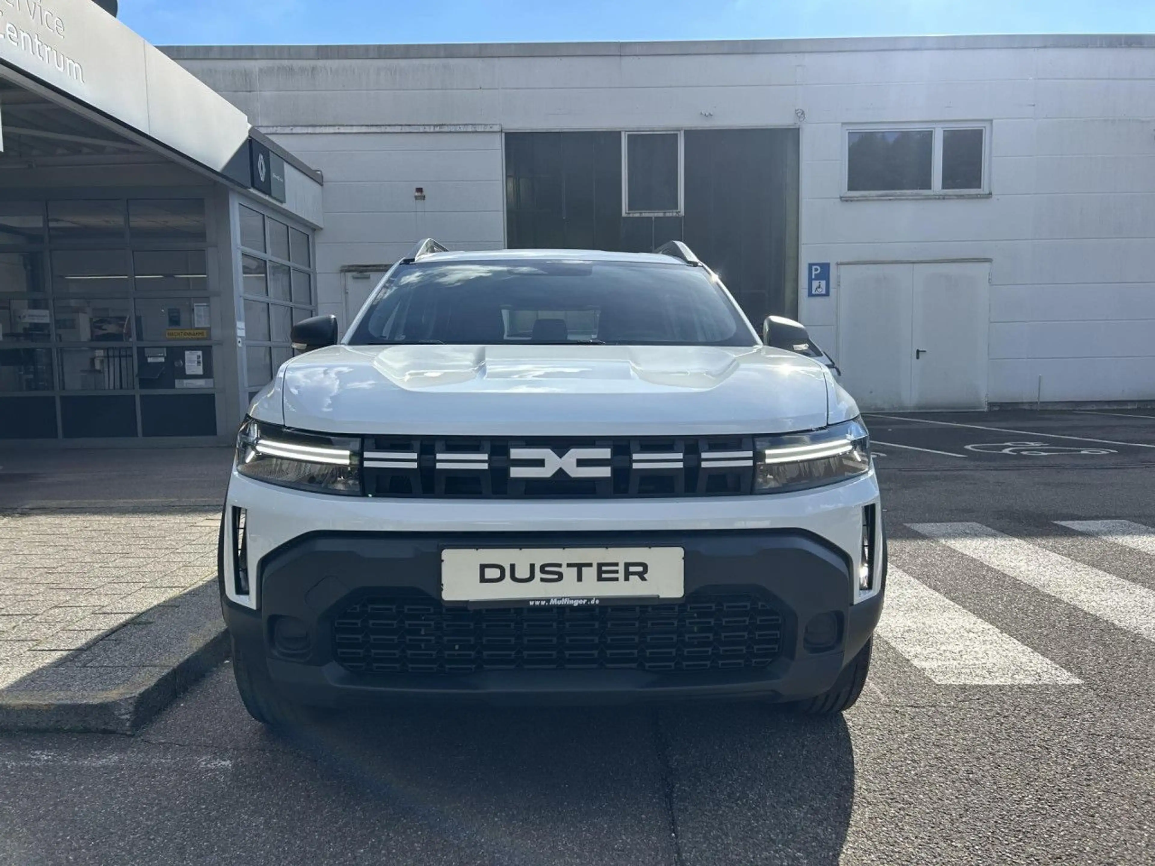 Dacia Duster Essential Eco-G 120 KLIMA EINPARKHILFE — photo 8