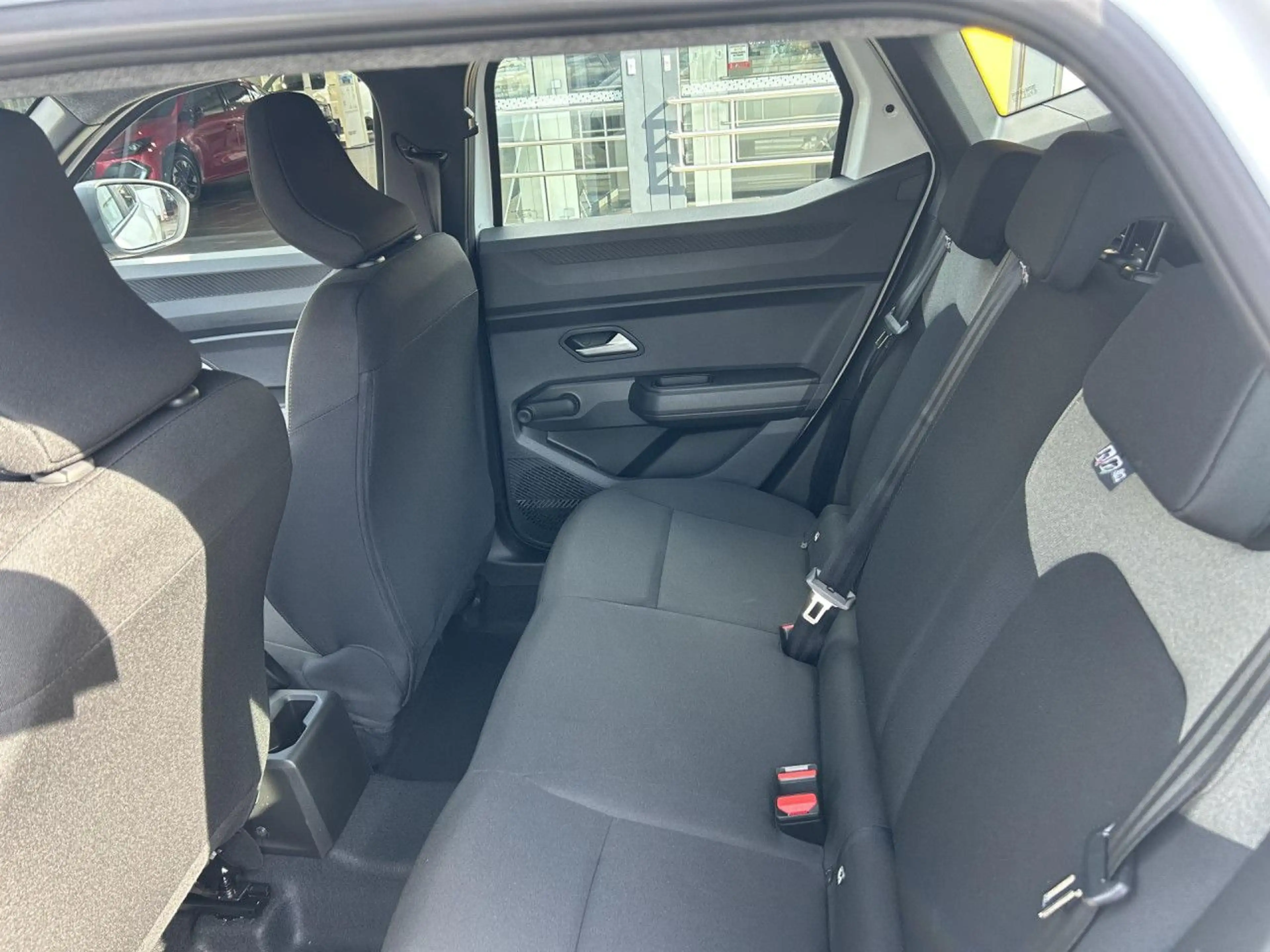 Dacia Duster Essential Eco-G 120 KLIMA EINPARKHILFE — photo 14