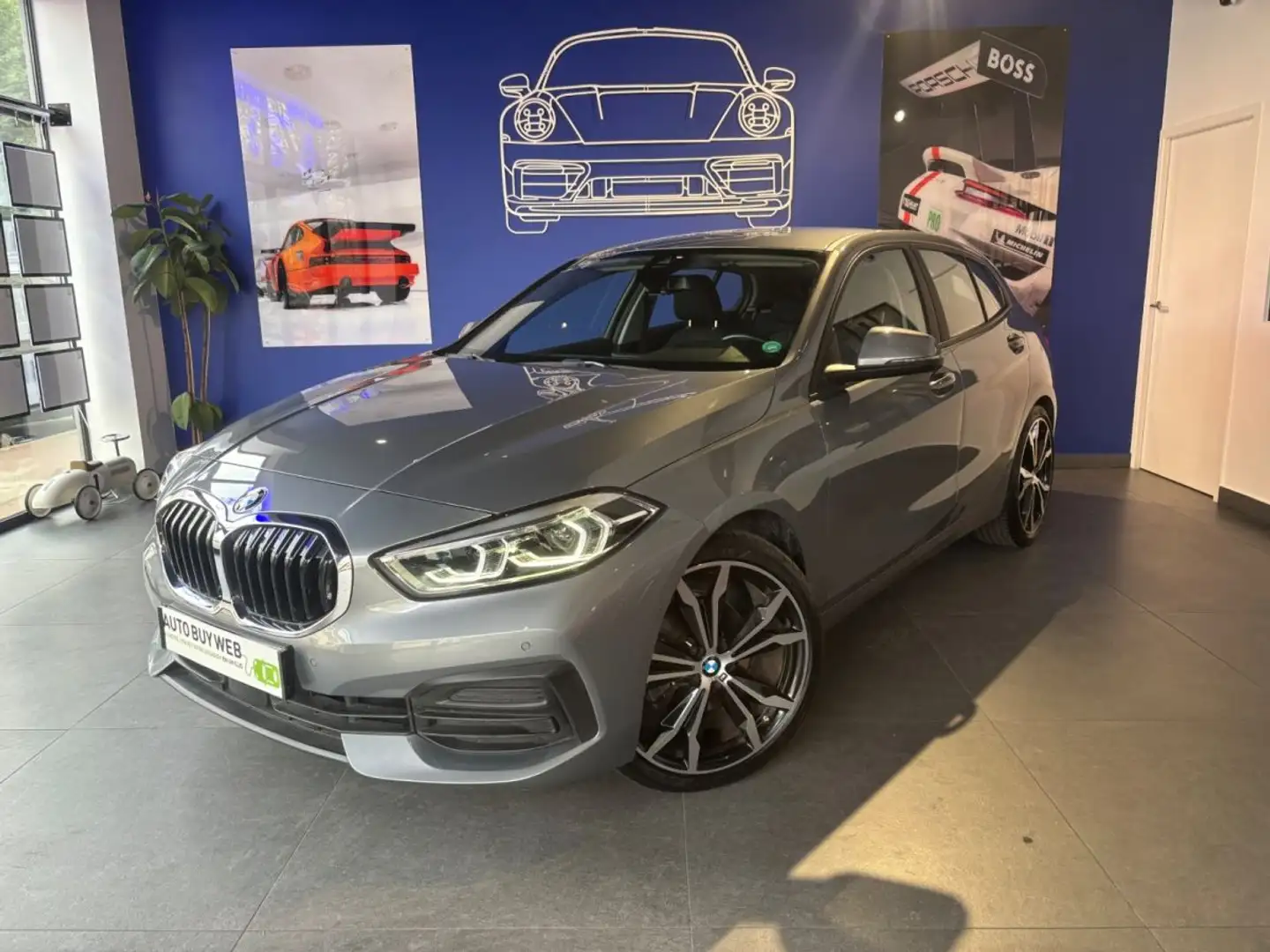 BMW 118 SERIE F40 118d 150 ch BVA8 Edition Sport Grau - 1