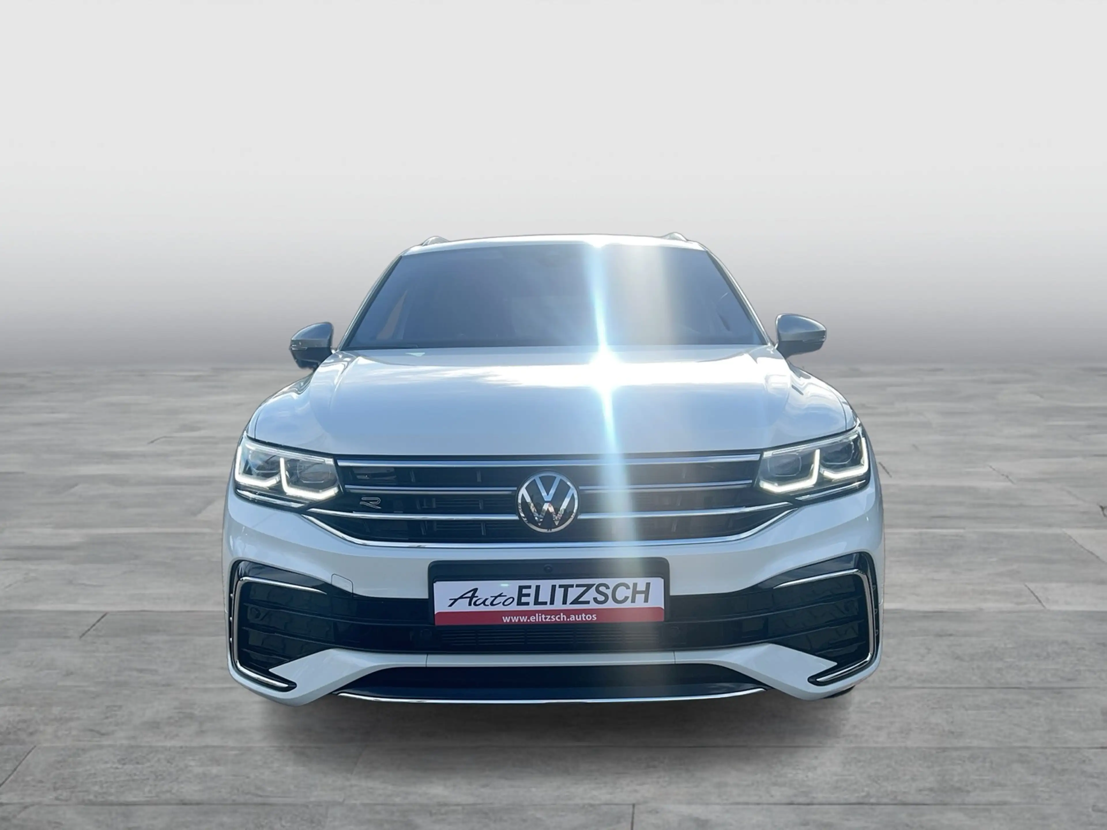 Volkswagen Tiguan Allspace R-Line 4Mot IQ Light AHK Trailer Assist RFK HU — photo 8