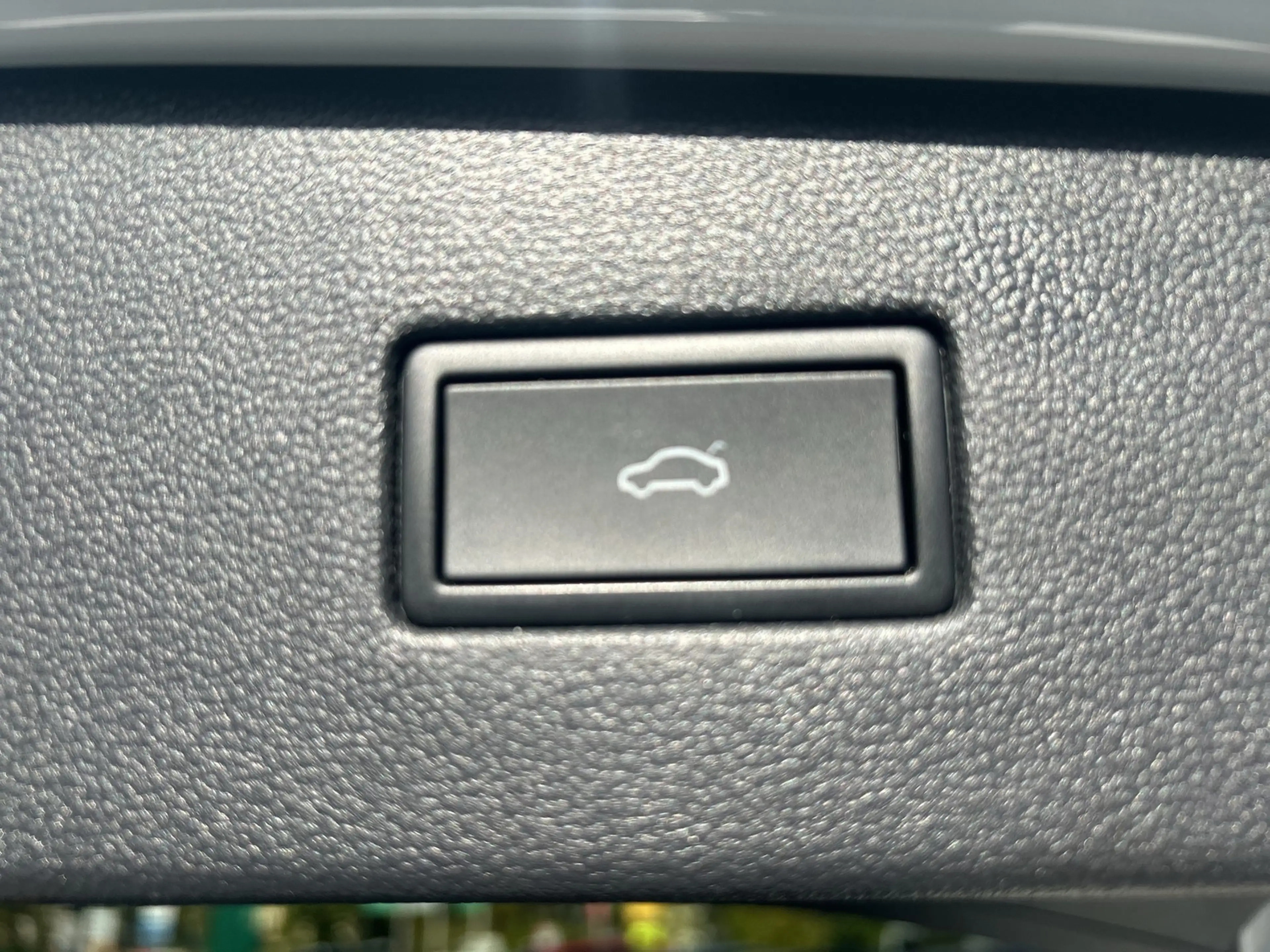 Volkswagen Tiguan Allspace R-Line 4Mot IQ Light AHK Trailer Assist RFK HU — photo 14