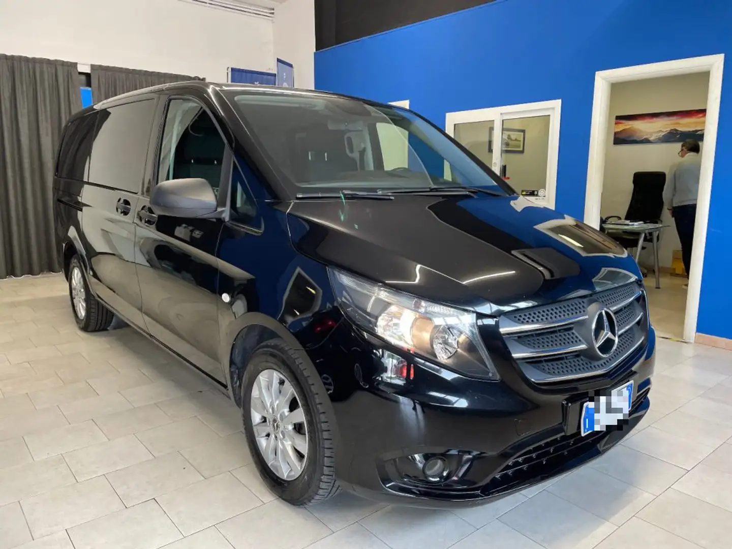 Mercedes-Benz Vito 1.7 114 CDI 9 POSTI Tourer Pro Long Nero - 1