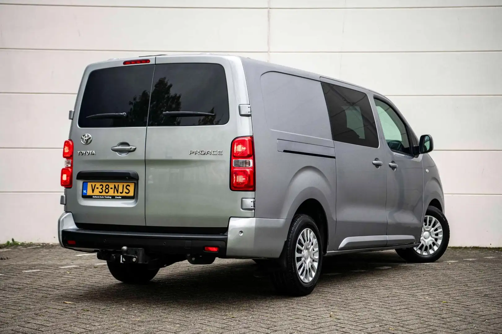 Toyota Proace Worker 2.0 D-4D 145pk AUT. L3 5-PRS. 2x Schuifdeur Gris - 2