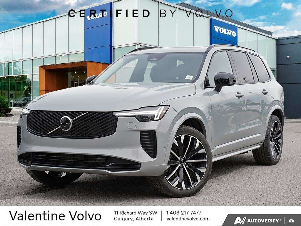 2026 Volvo XC90 Plus Dark Theme