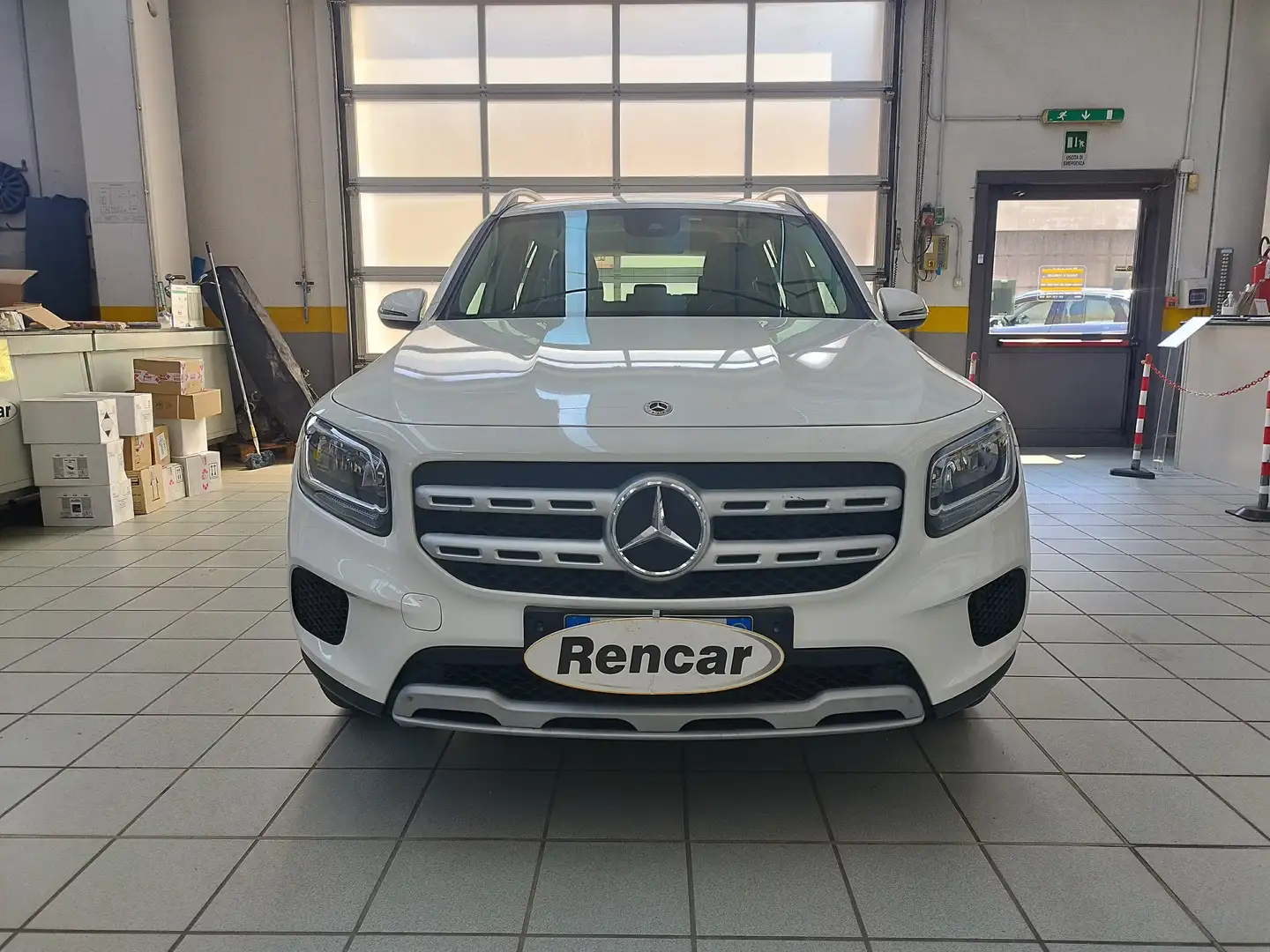 Mercedes-Benz GLB 200 GLB 200 d Executive auto White - 2