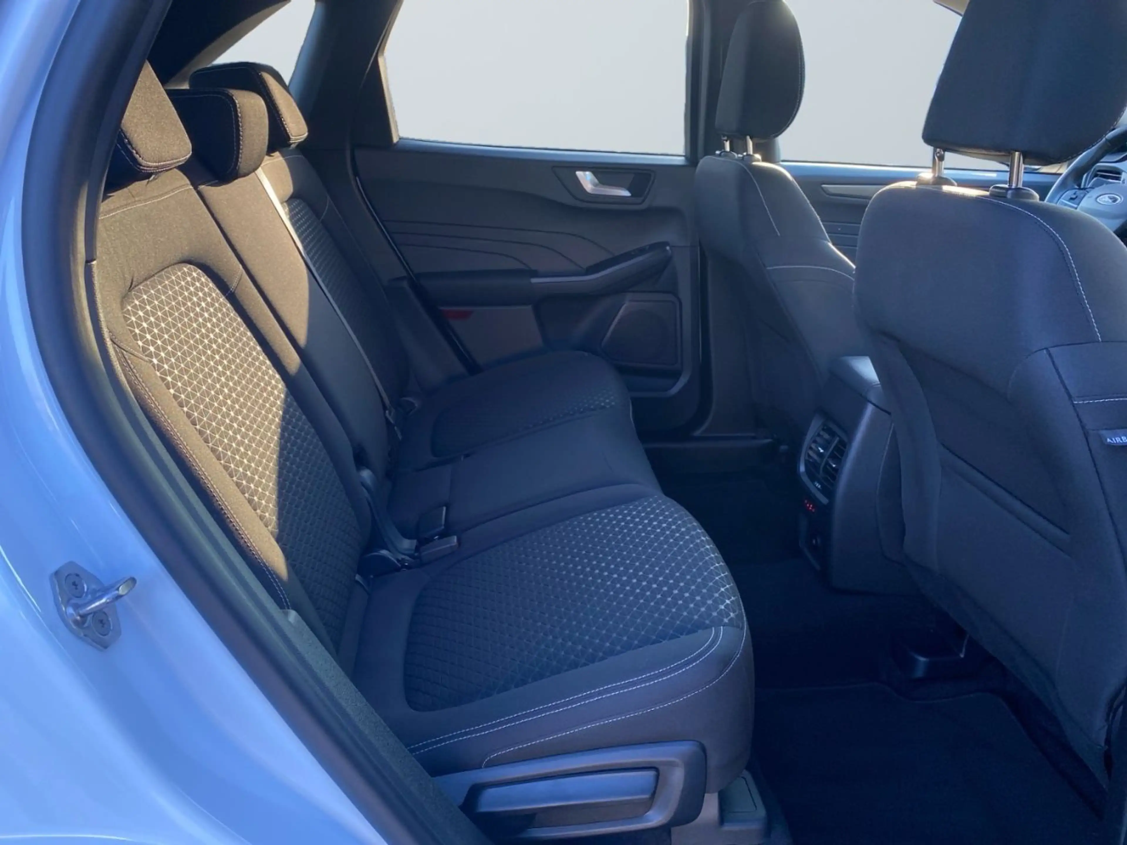 Ford Kuga Style 1,5l Ecoboost Schalter Sitzheizung — photo 11