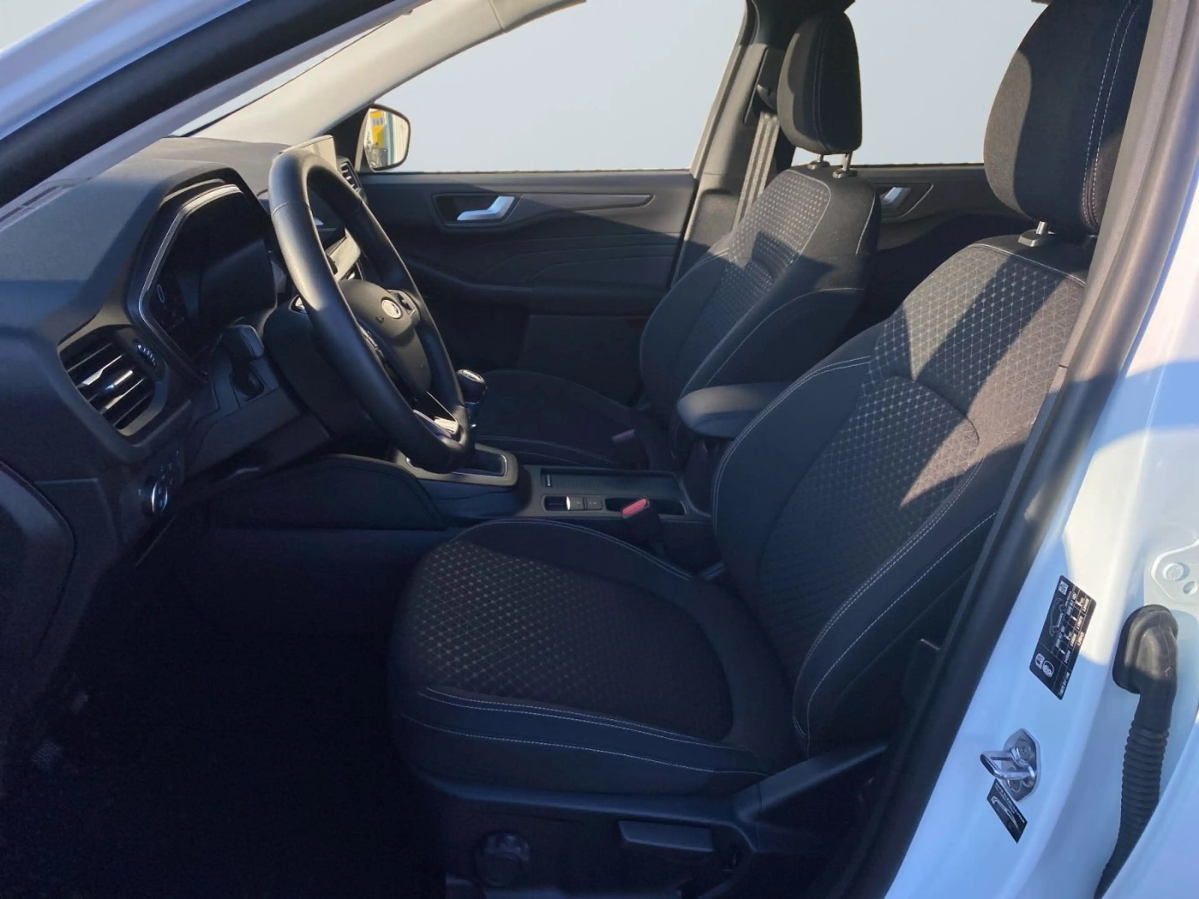 Ford Kuga Style 1,5l Ecoboost Schalter Sitzheizung — photo 7