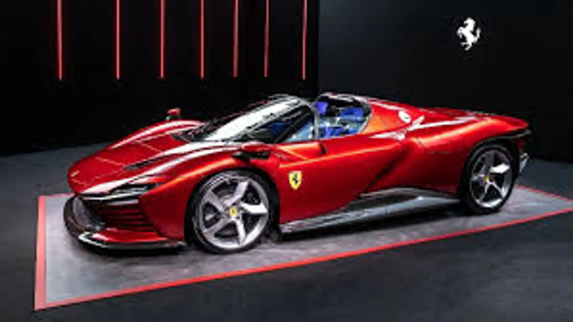 Ferrari Daytona SP3 Rojo - 1