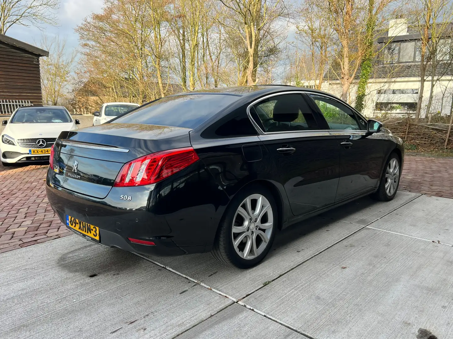 Peugeot 508 2.0 HDi Blue Lease Premium Hybrid4 | Leer | Keyles Schwarz - 2