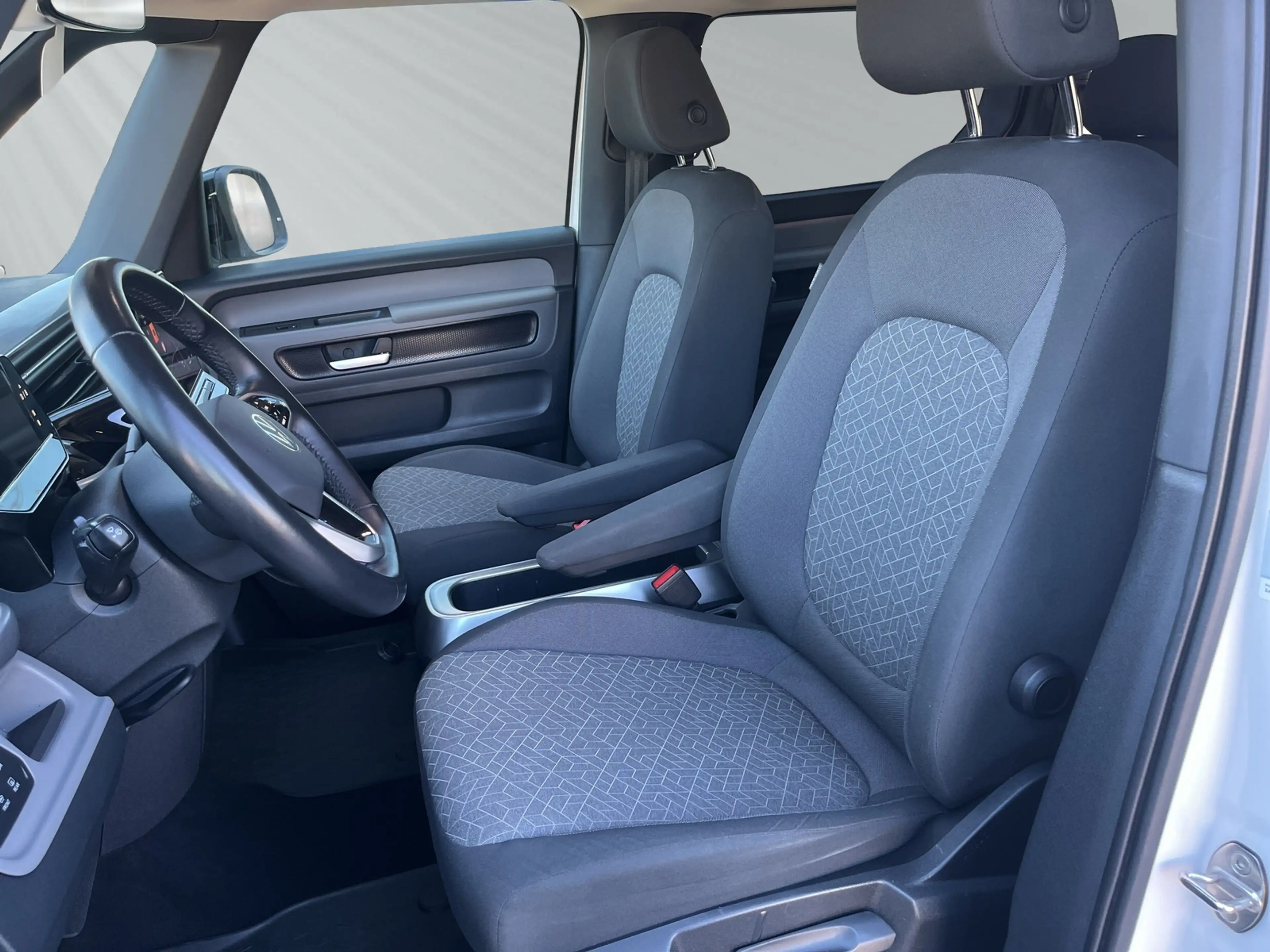 Volkswagen ID. Buzz Pro  NAVI+SIDE.ASSIST+ACC+KEYLESS+APP.CONNECT — photo 9