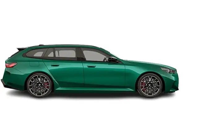 BMW M5 view 4