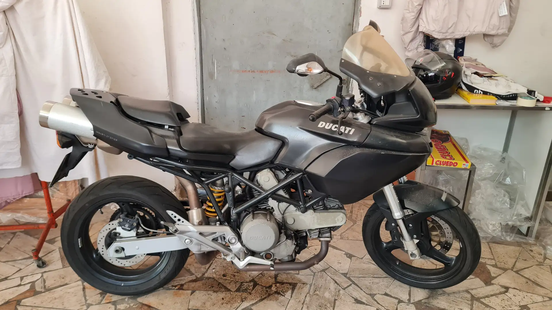 Ducati Multistrada 620 Zwart - 2