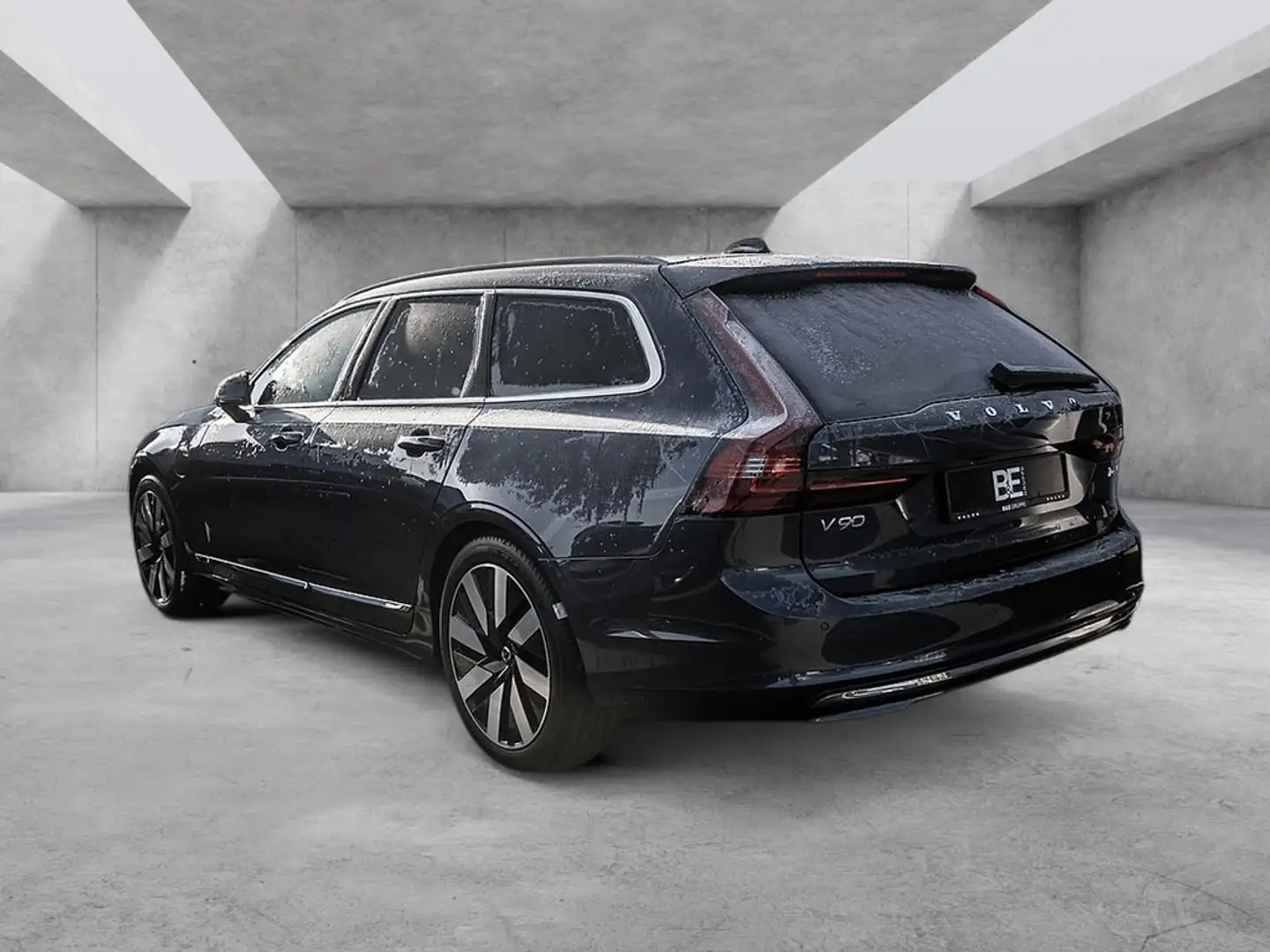 Volvo V90 Kombi 2.0 Plus Bright Recharge Plug-In Hybrid AWD Blau - 2