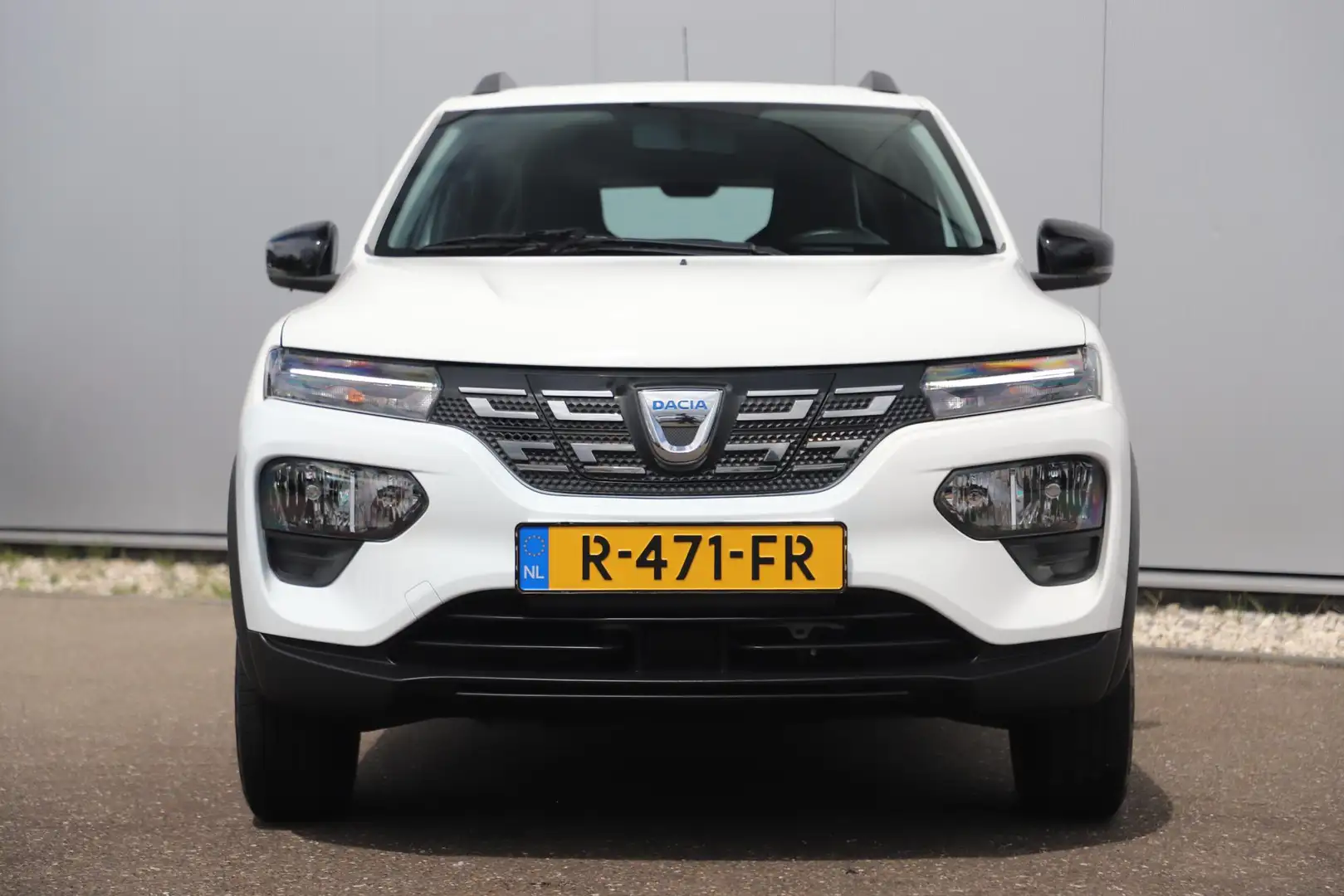 Dacia Spring Comfort Plus 27 kWh Navigatie Achteruitrijcamera C Wit - 2