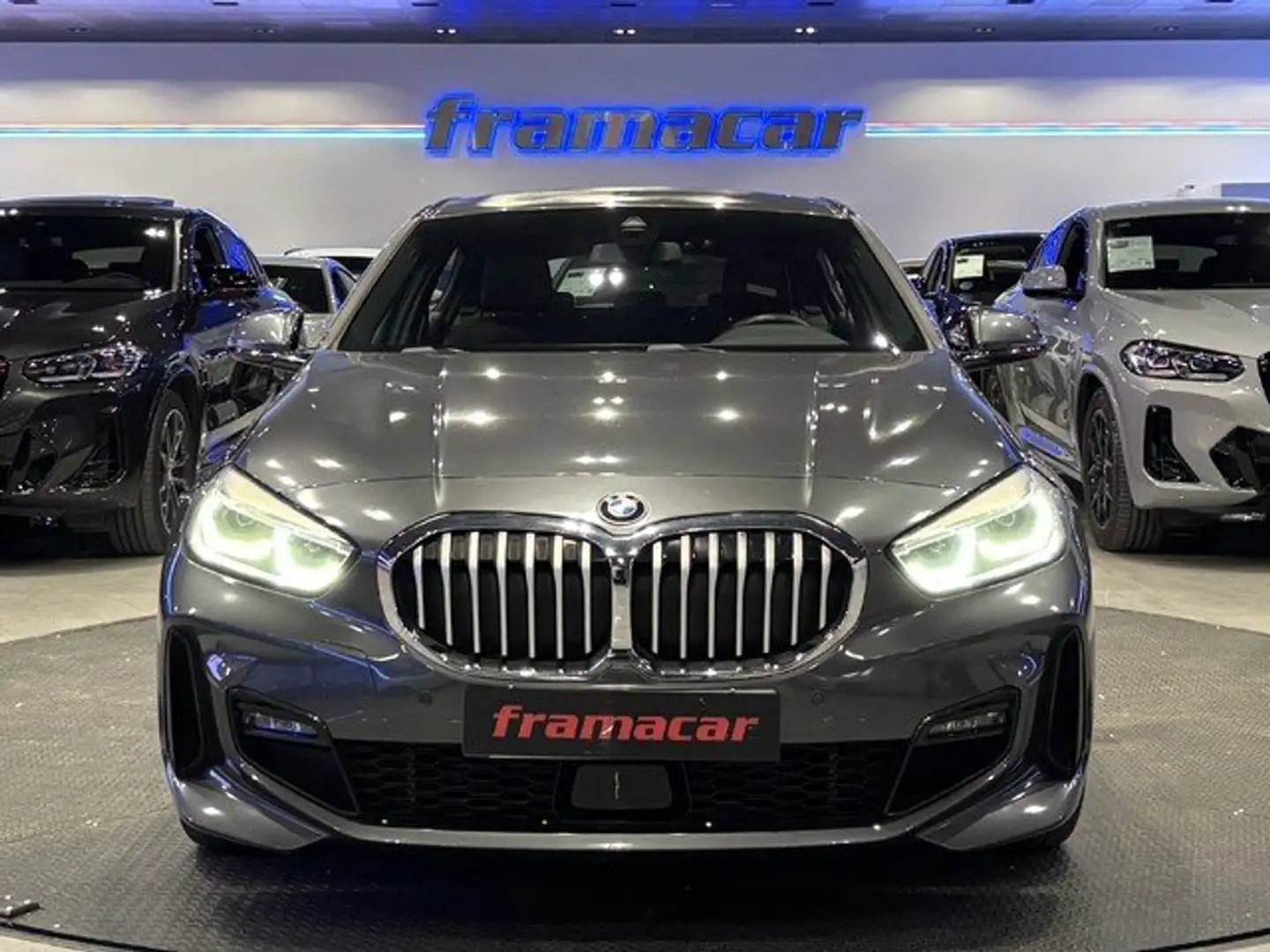 BMW 118 118iA Gris - 2