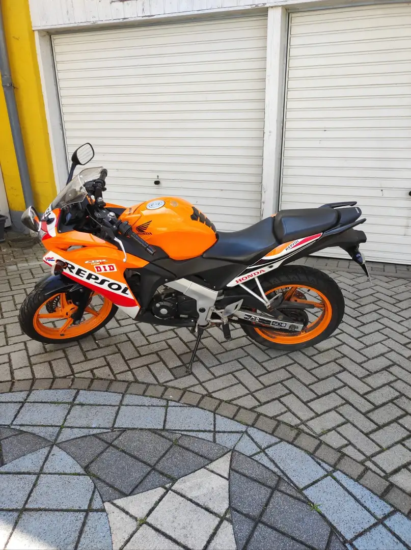 Honda CBR 125 125R JC 50 Oranje - 1