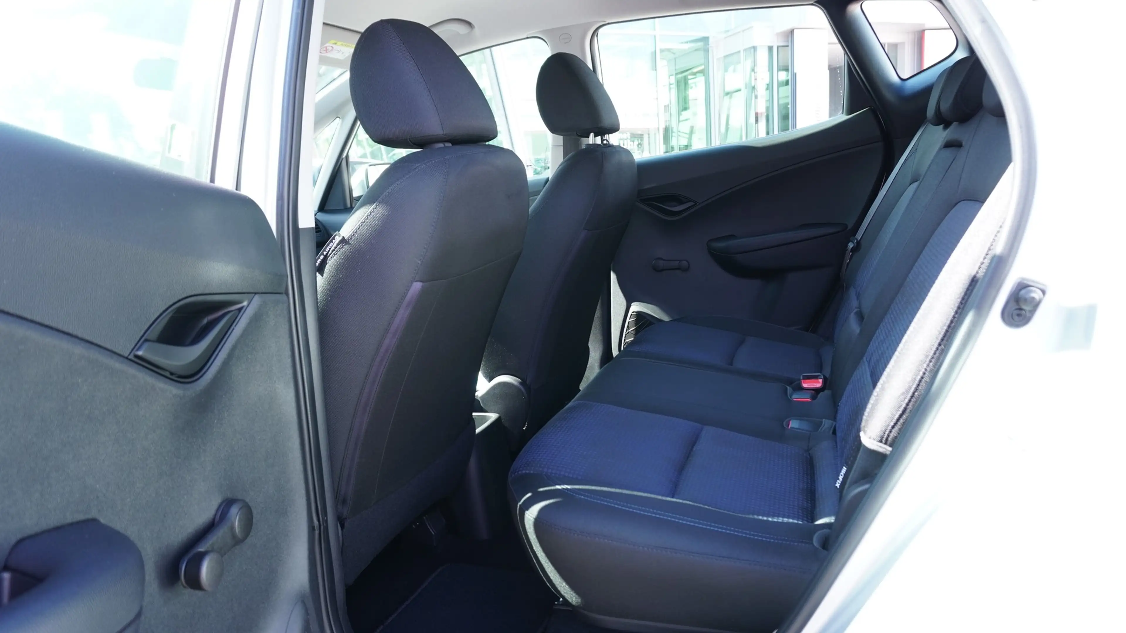 Hyundai iX20 1.6i AT Klima PDC Sitzheizung Bluetooth — photo 8