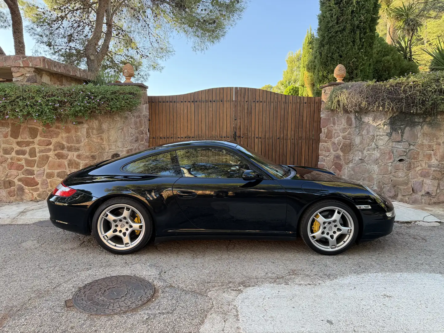 Porsche 911 Carrera 4S Coupé - 1