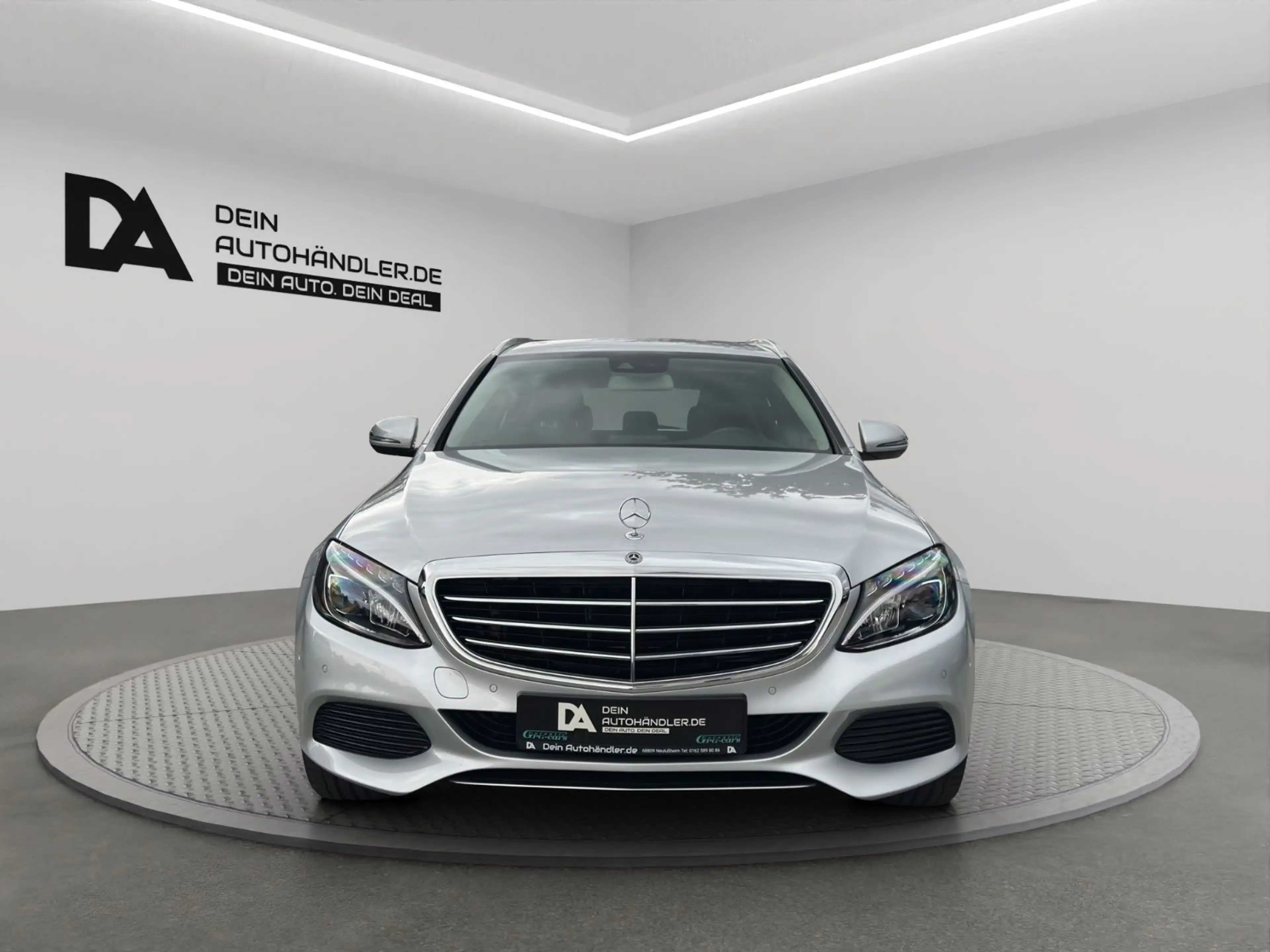 Mercedes-Benz C 180 CGI T-Modell*LED*
