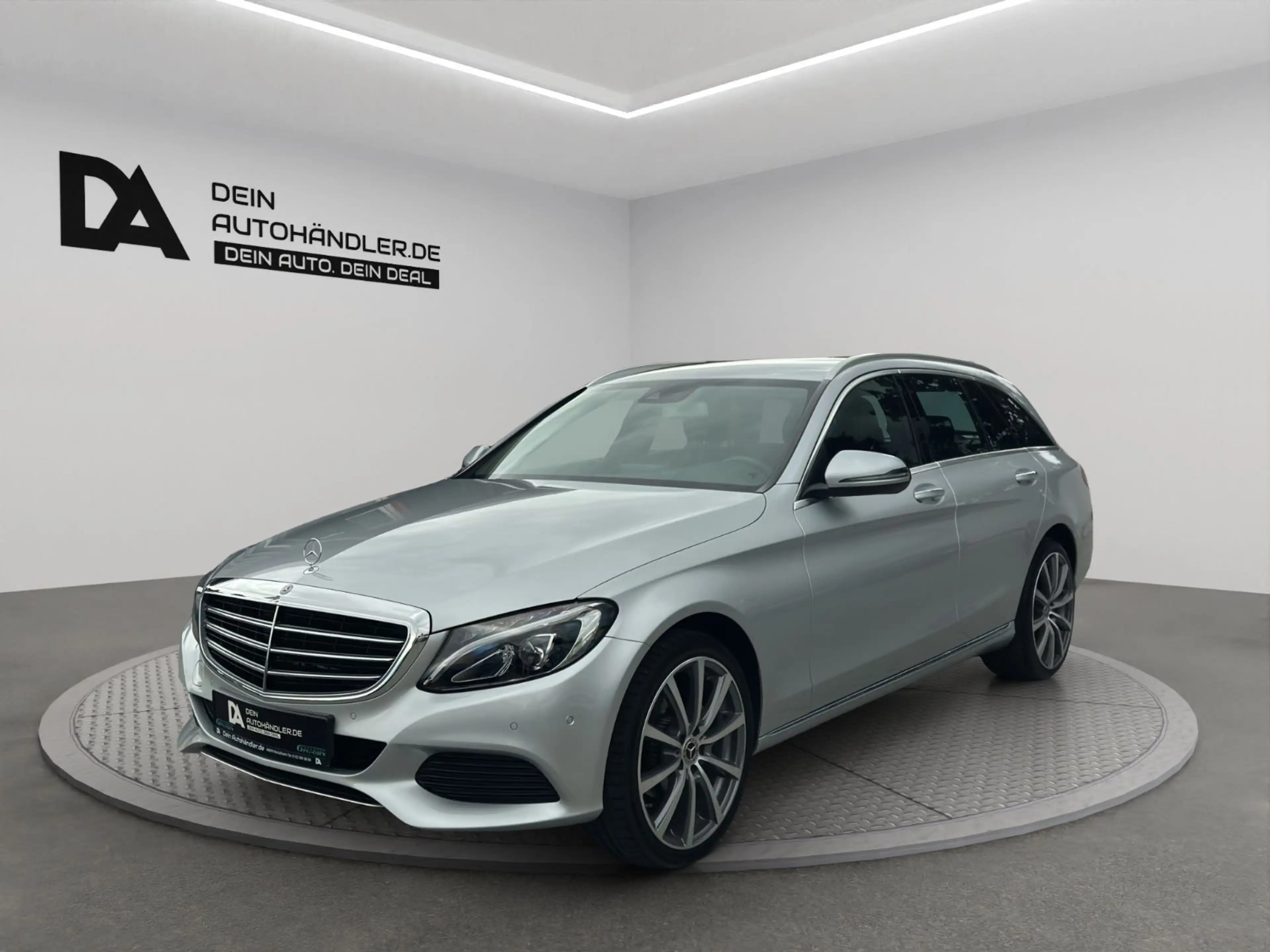 Mercedes-Benz C 180 CGI T-Modell*LED* — photo 2