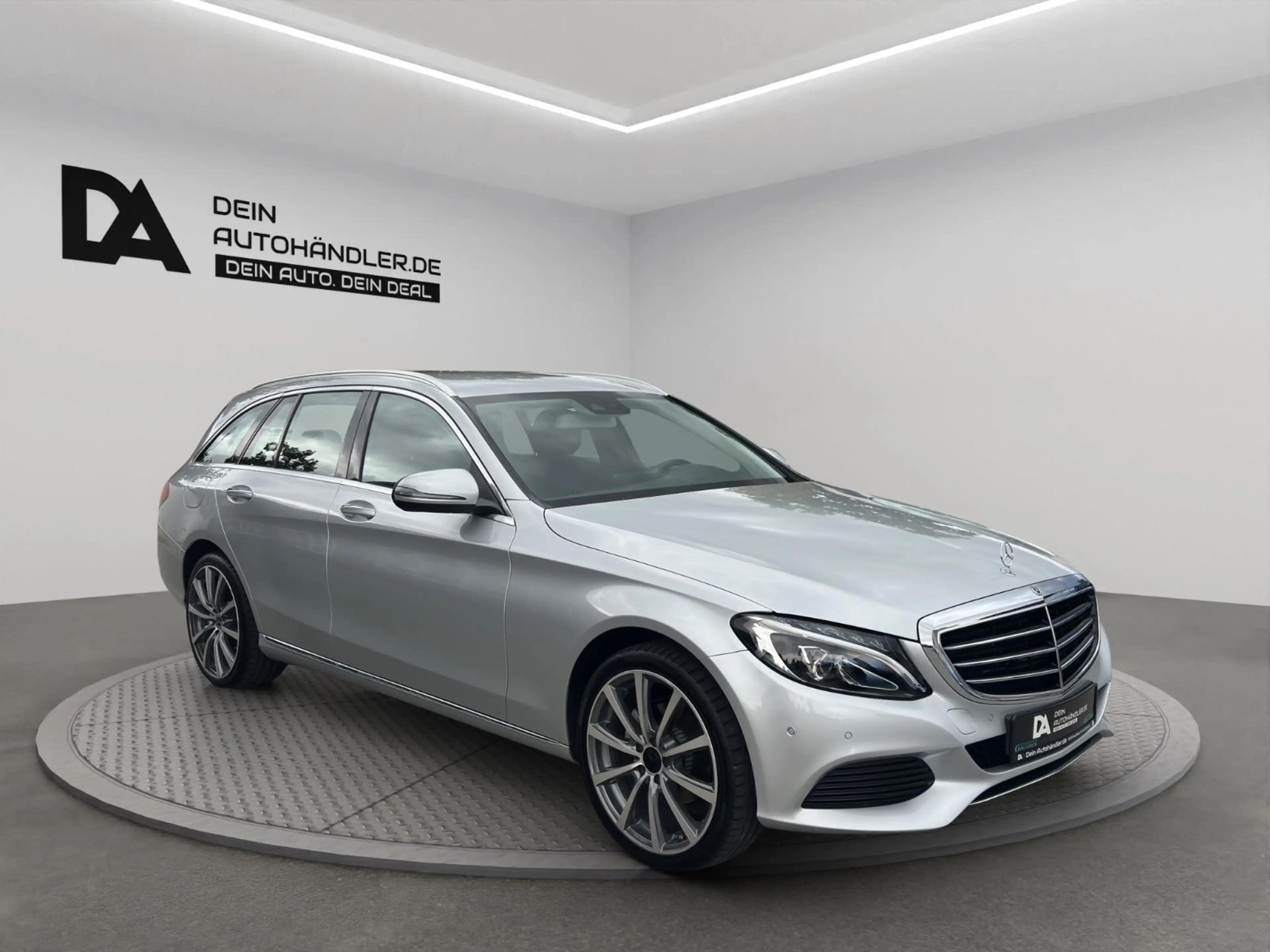 Mercedes-Benz C 180 CGI T-Modell*LED* — photo 8