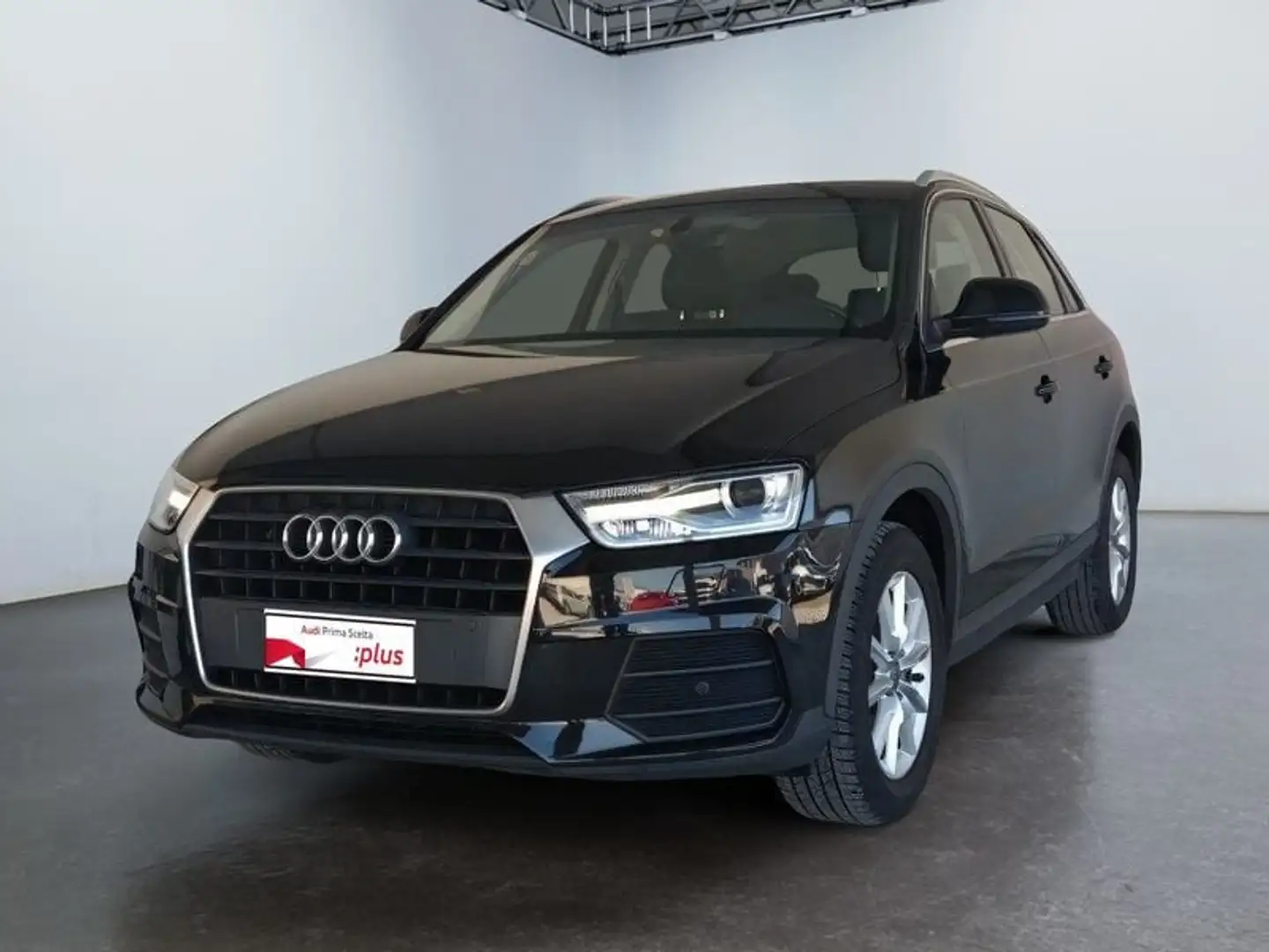 Audi Q3 2.0 TDI 120 CV Business Nero - 1