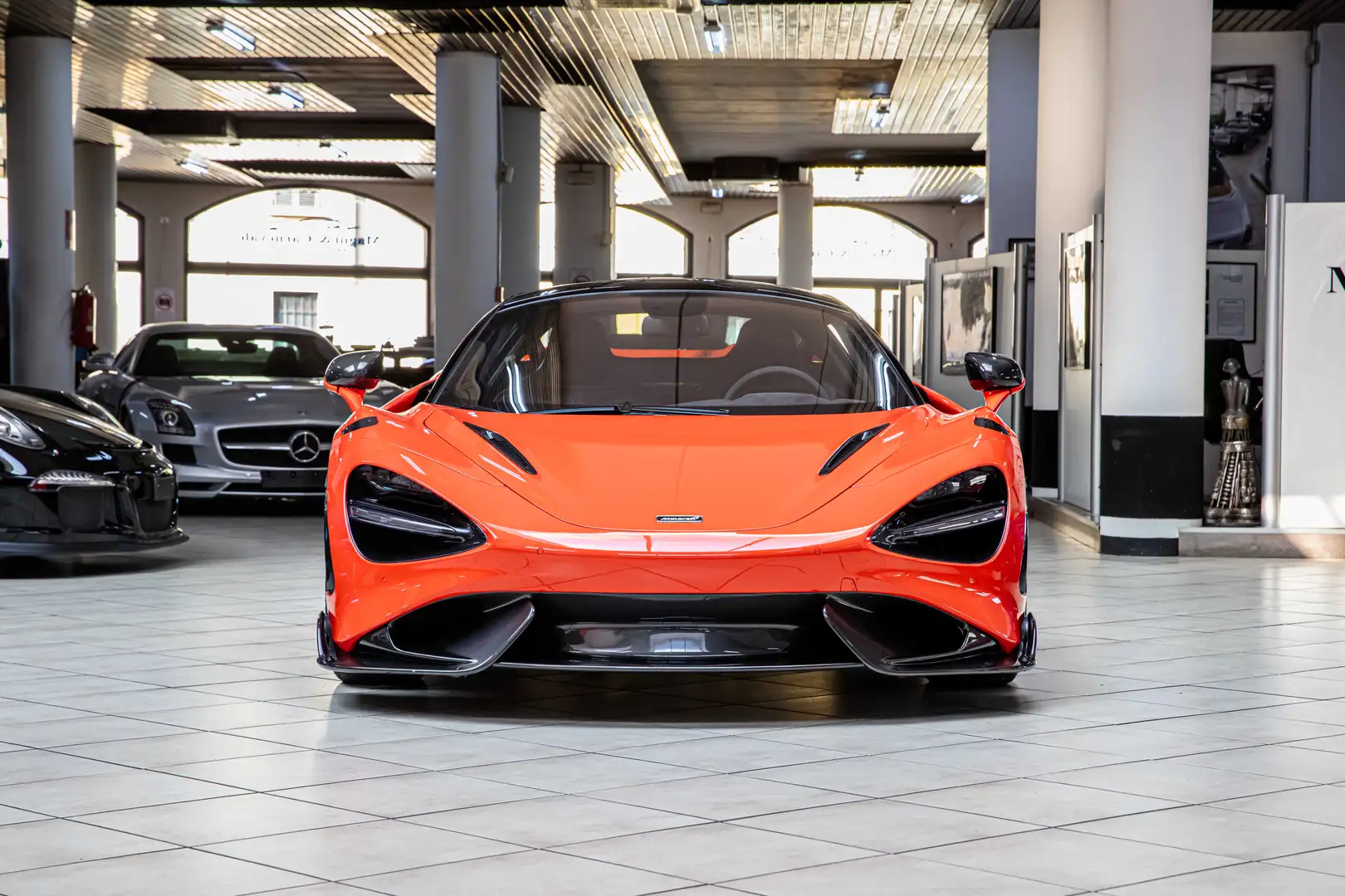 McLaren 765LT Coupe FULL CARBON|TITAN EXHAUST|RACING SEATS|CARBOCERAMIC Orange - 2