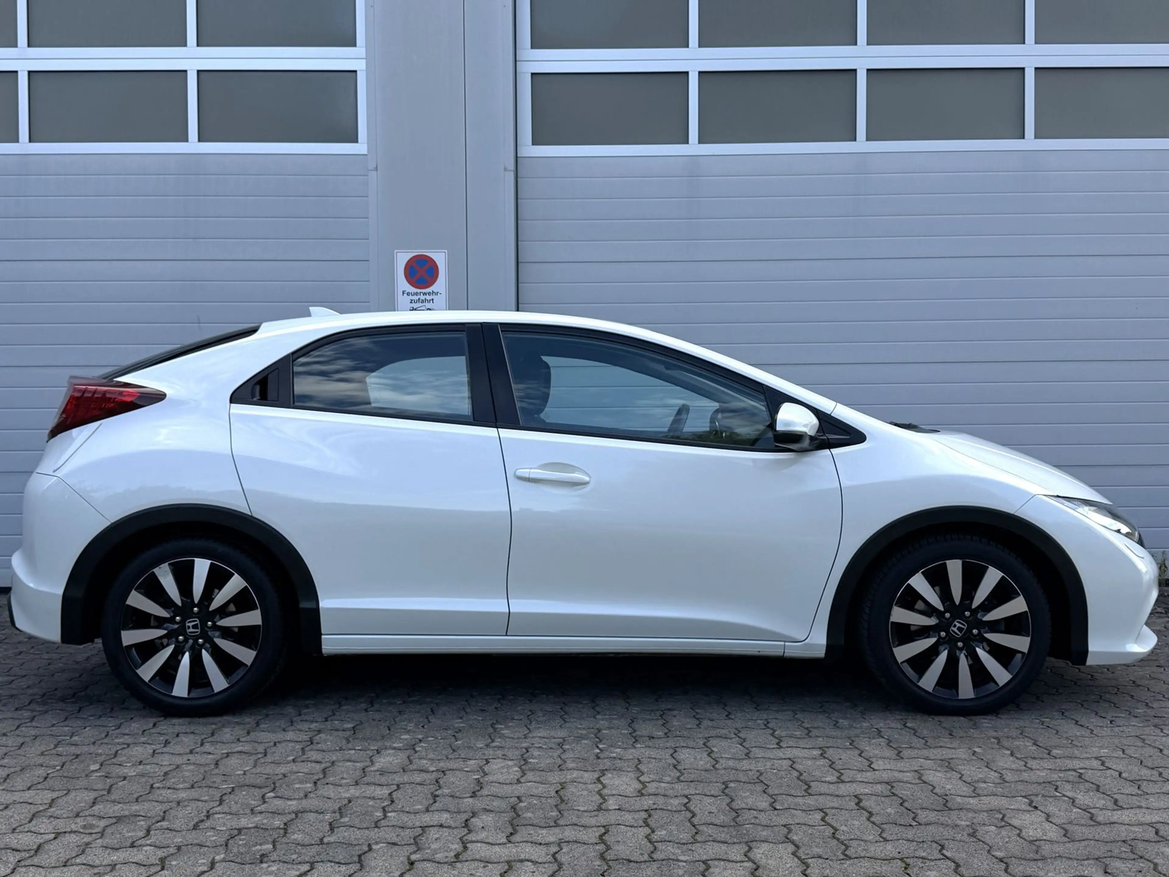 Honda Civic 1.8 Sport Kamera/Klima/Tempomat/SHZ — photo 2